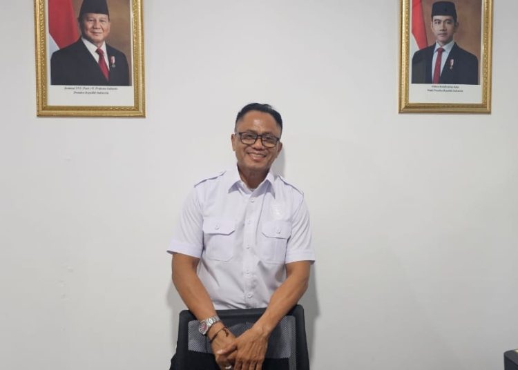 Juru Bicara Gubernur Maluku, Kasrul Selang