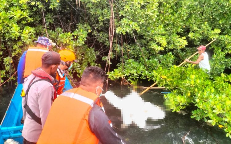 Aply Siolimbona, seorang nelayan asal Dusun Tapinalu, Desa Luhu, Kecamatan Huamual yang dinyatakan hilang saat pergi melaut tiga hari lalu ditemukan teas di pantai Desa Soleh, Kecamatan Waisala, Sabtu sore (7/2/2026). Foto: Basarnmas Ambon