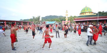 Lewat Atraksi Pukul Sapu Lidi Morella, Pemprov Maluku Dorong Pelestarian Budaya dan Pariwisata